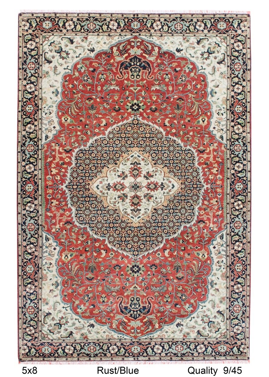 Heriz Rug 4